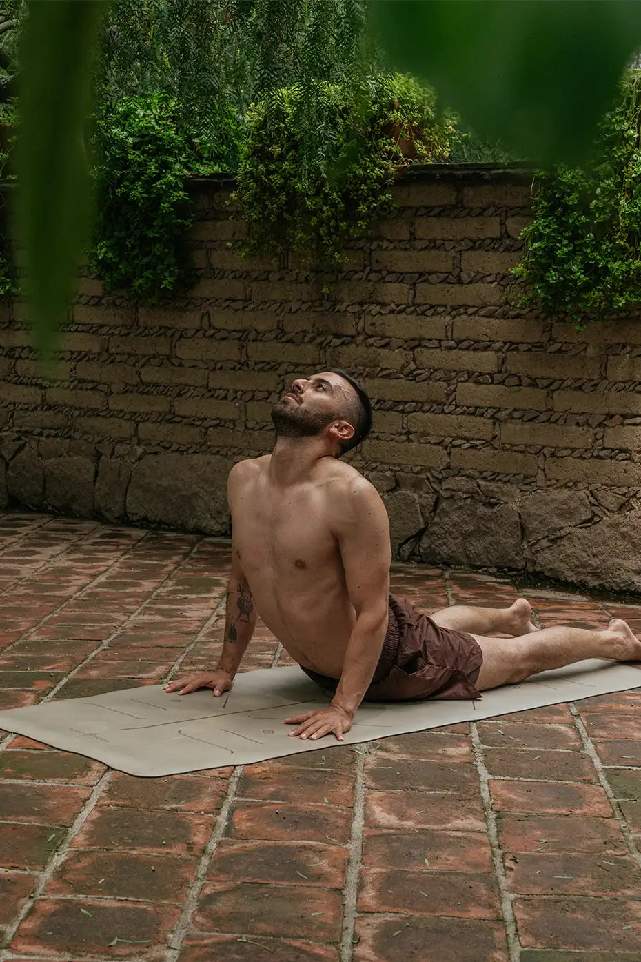 Tapete / Mat de Yoga con Alineación Arena