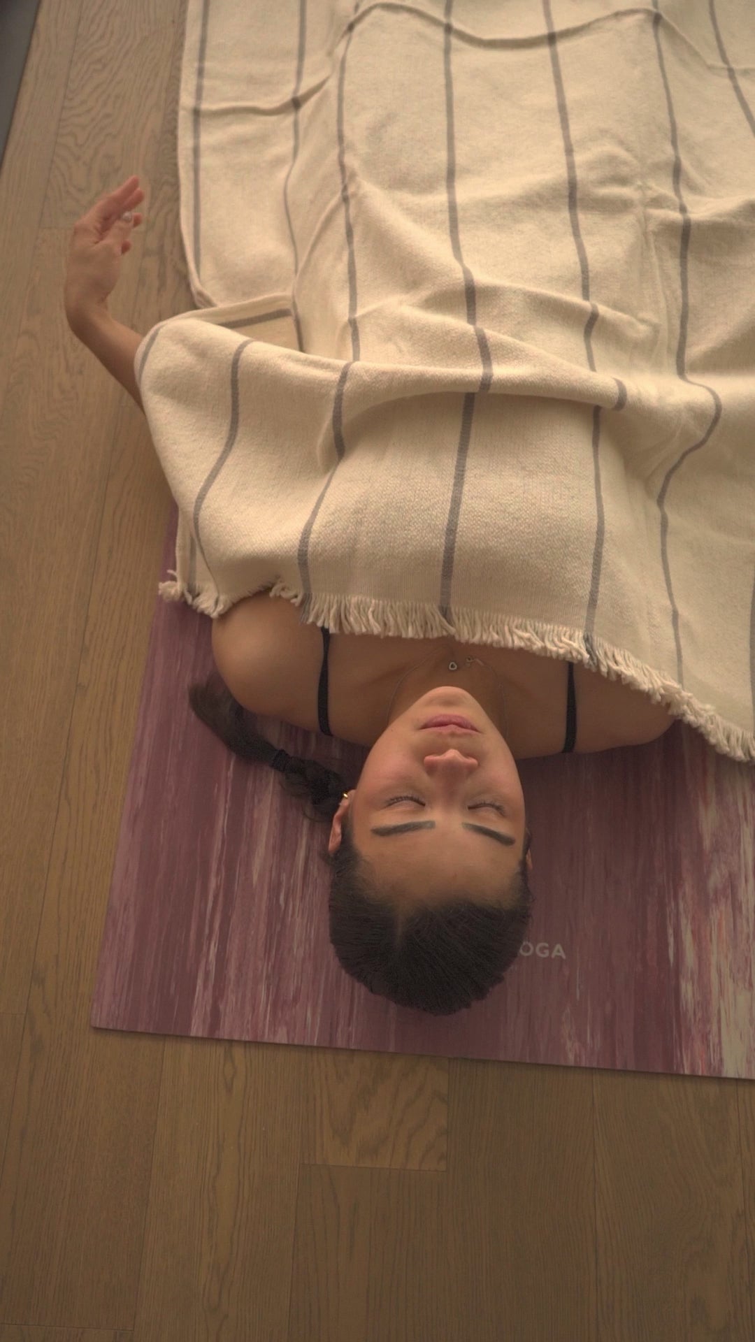Shavasana Manta Gris