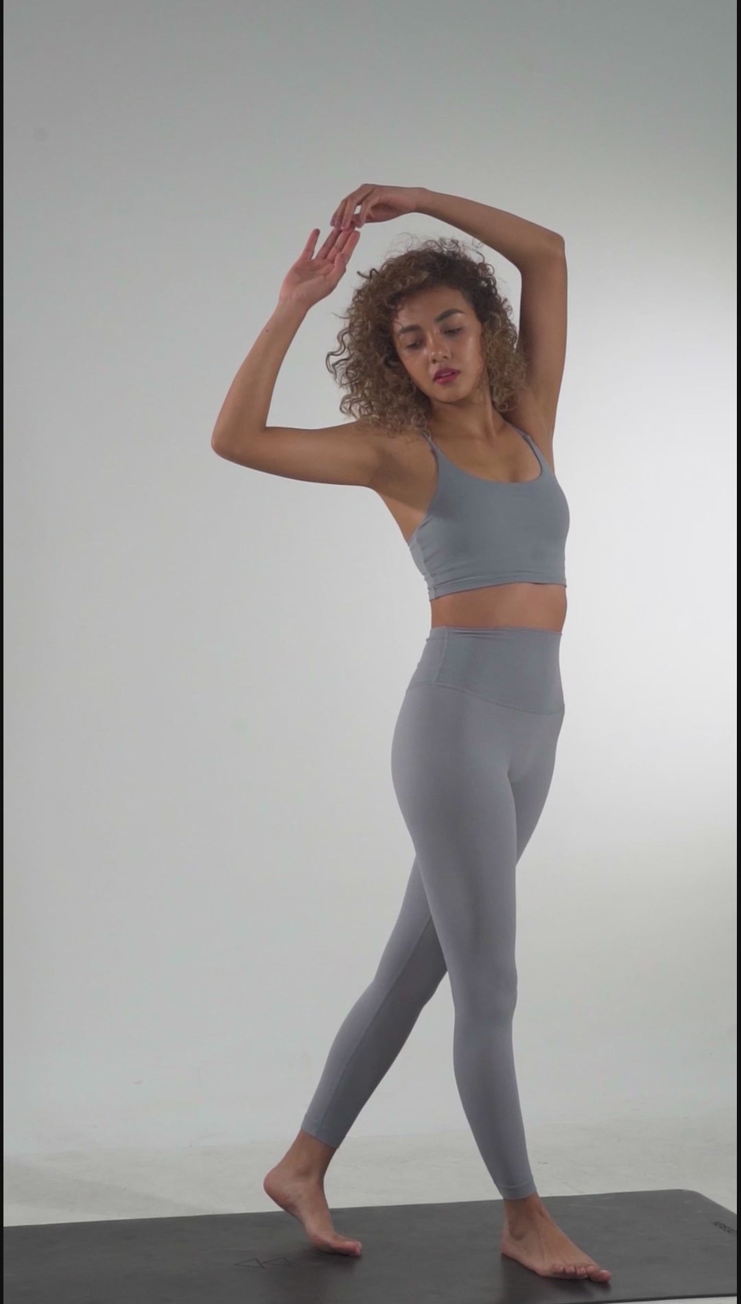 Conjunto Deportivo Gris